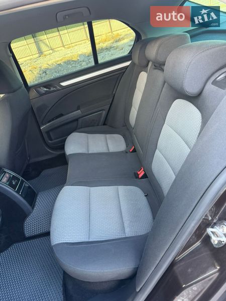 Лифтбек Skoda Superb 2012 в Каменском