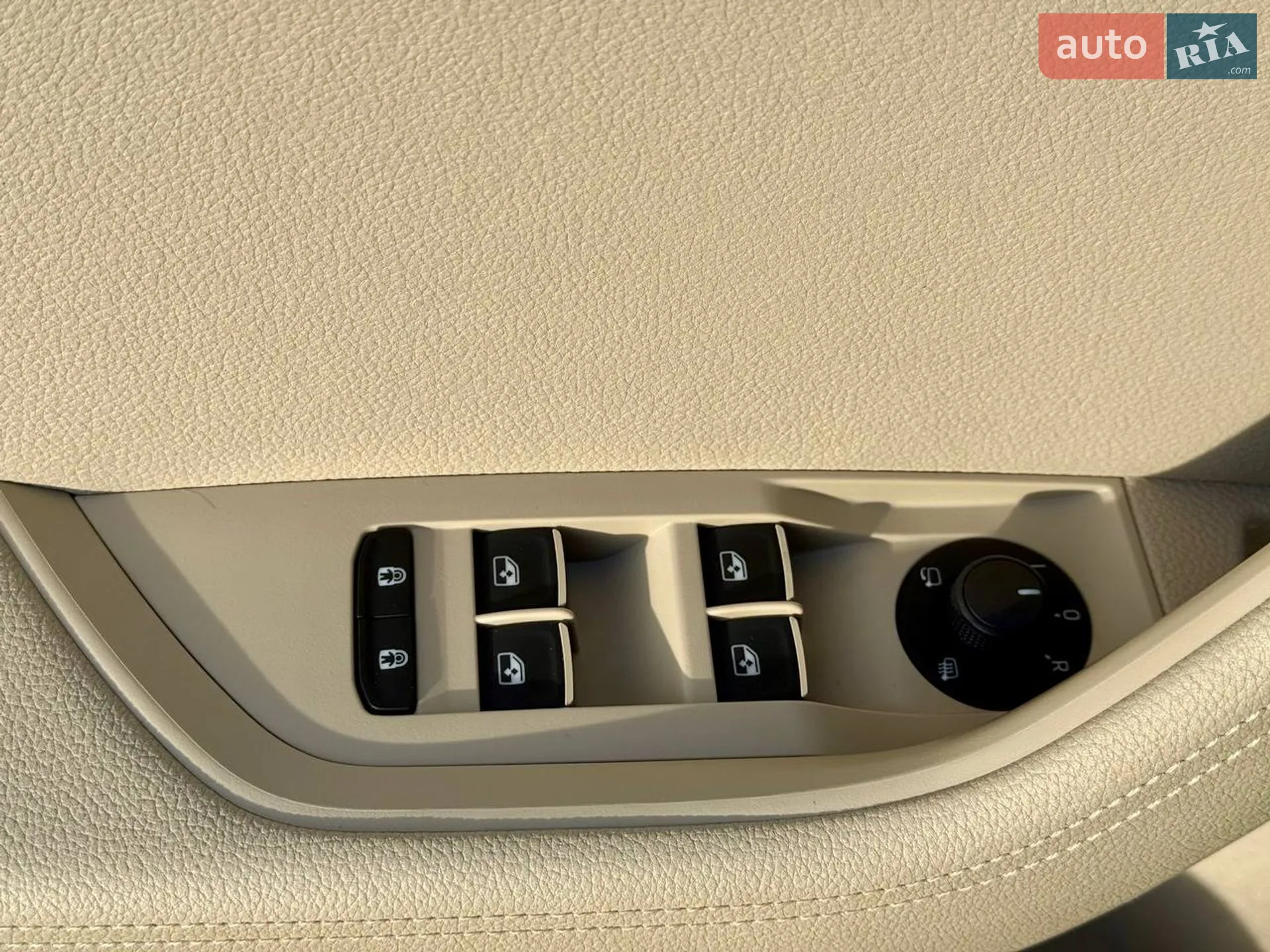 2020 Skoda Superb - мініатюра 23