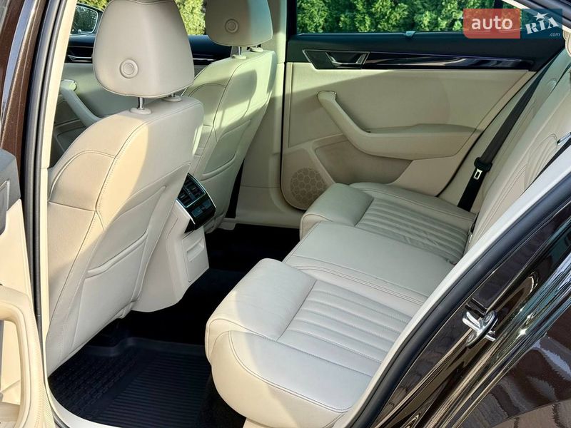 Ліфтбек Skoda Superb 2020 в Хусті