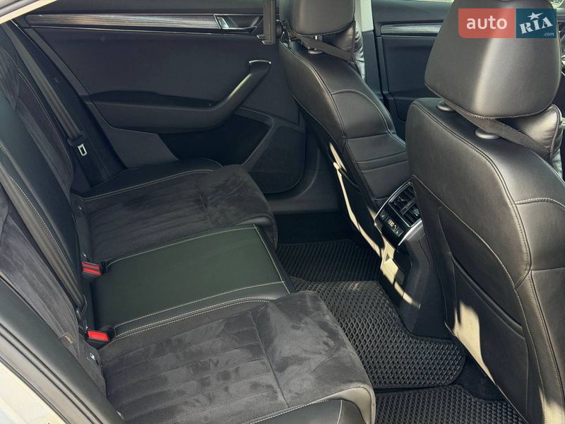 Лифтбек Skoda Superb 2022 в Киеве