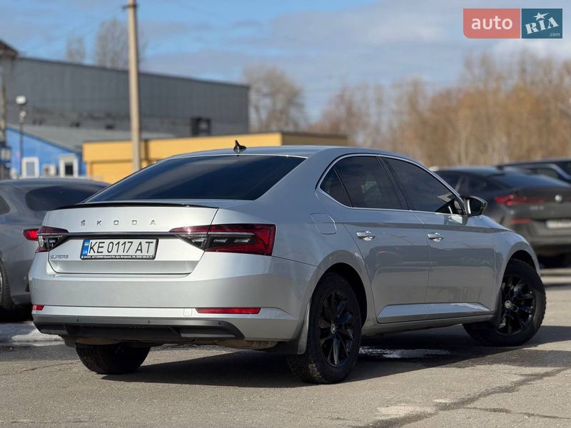 Лифтбек Skoda Superb 2022 в Киеве