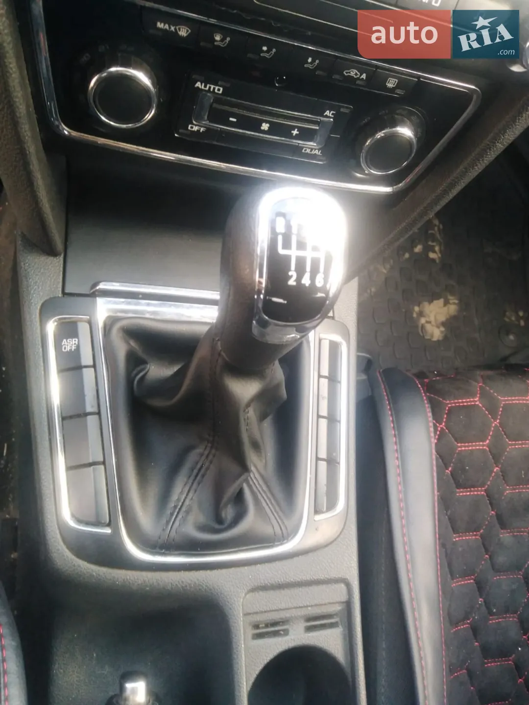 2011 Skoda Superb - мініатюра 7
