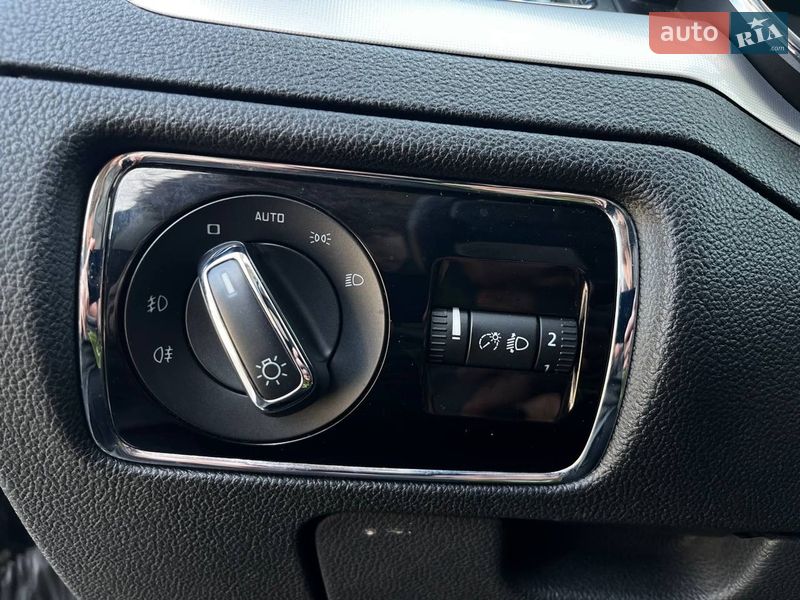 Лифтбек Skoda Superb 2012 в Луцке