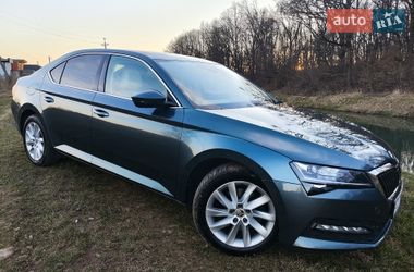 Лифтбек Skoda Superb 2019 в Ужгороде