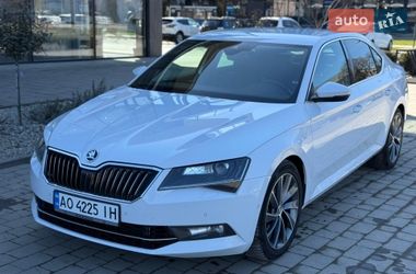 Лифтбек Skoda Superb 2017 в Ужгороде