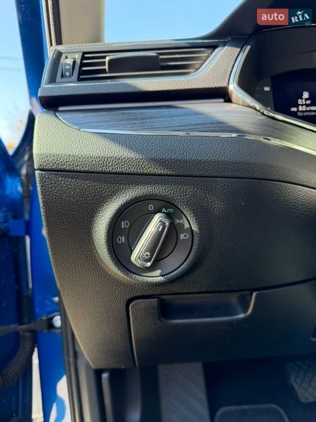 Универсал Skoda Superb 2023 в Луцке