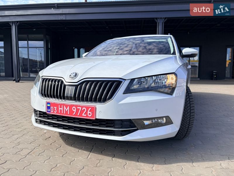 Универсал Skoda Superb 2017 в Нововолынске