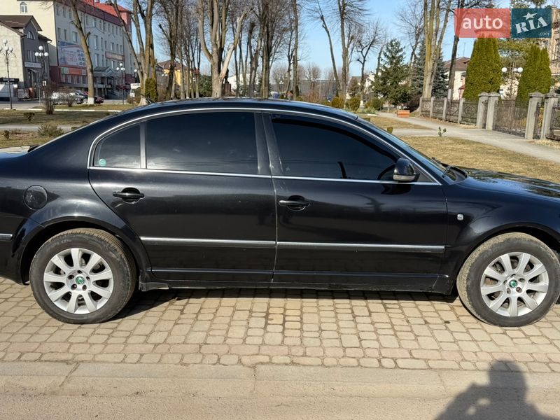 Лифтбек Skoda Superb 2008 в Болехове