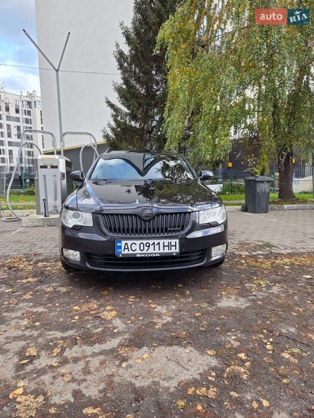 Універсал Skoda Superb 2013 в Луцьку