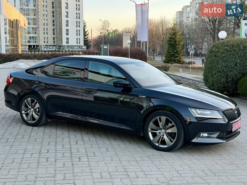 Лифтбек Skoda Superb 2017 в Луцке