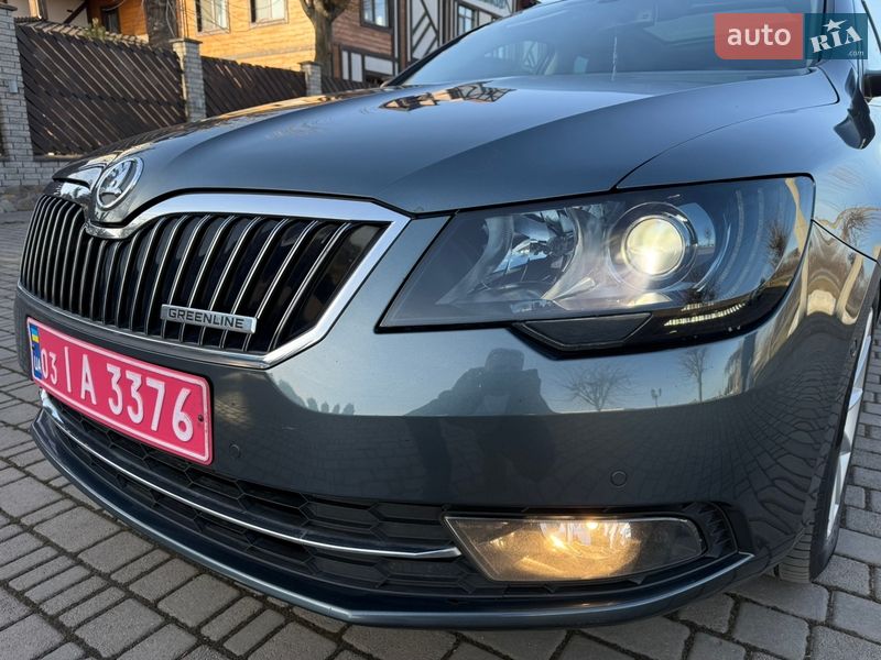 Универсал Skoda Superb 2014 в Луцке