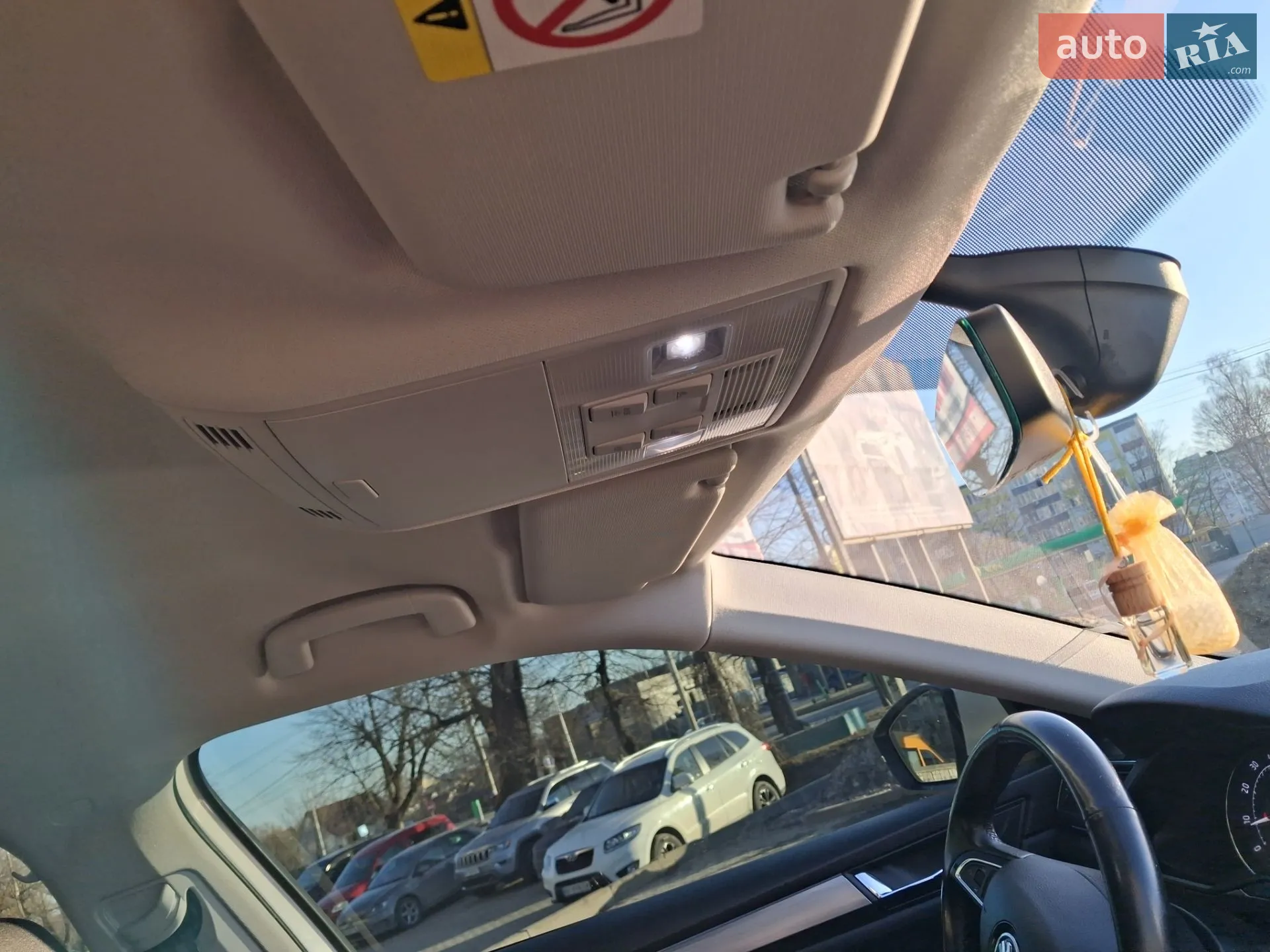 2019 Skoda Superb - мініатюра 46