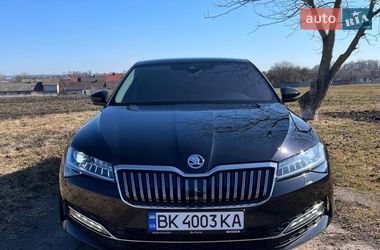 Лифтбек Skoda Superb 2022 в Ровно