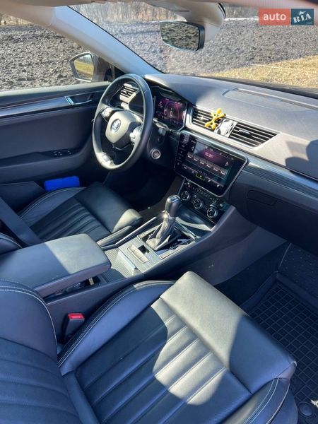 Лифтбек Skoda Superb 2022 в Ровно
