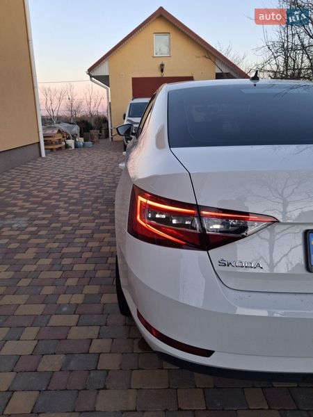 Лифтбек Skoda Superb 2019 в Хмельницком