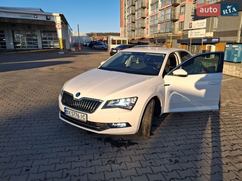 Лифтбек Skoda Superb 2019 в Хмельницком