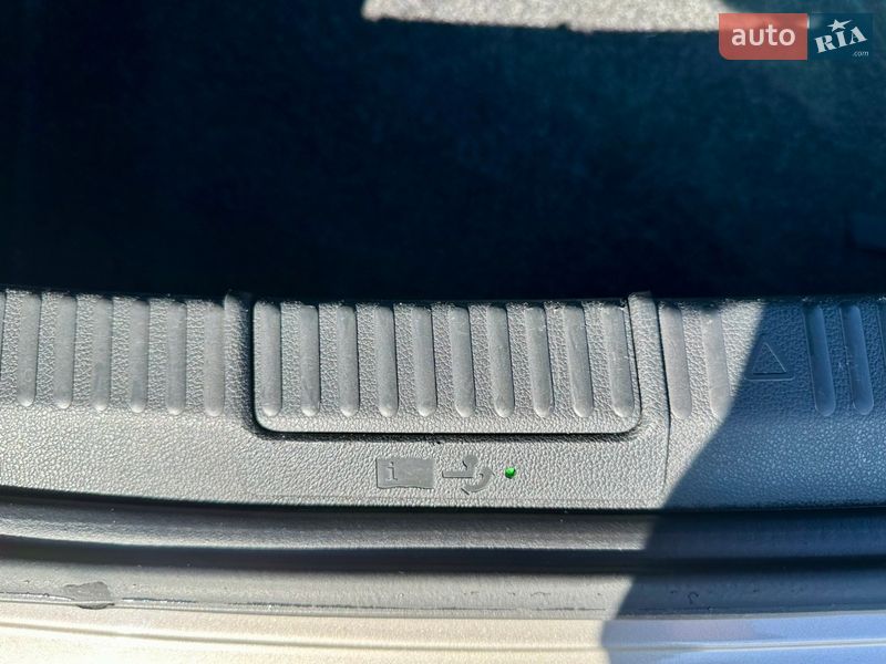 Лифтбек Skoda Superb 2015 в Ивано-Франковске