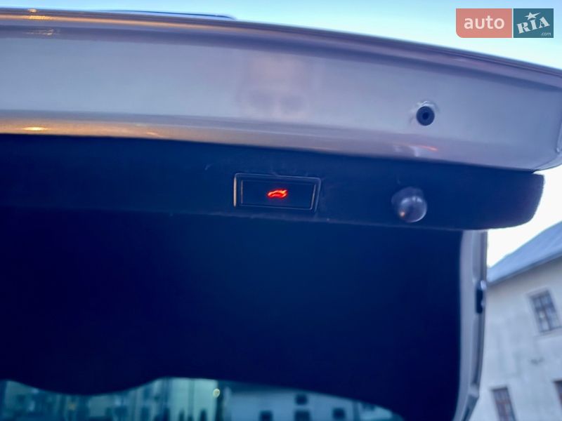 Лифтбек Skoda Superb 2015 в Ивано-Франковске