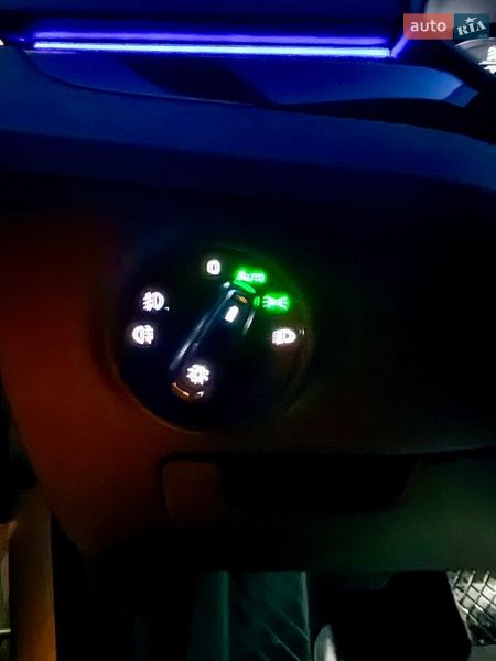 Лифтбек Skoda Superb 2015 в Ивано-Франковске