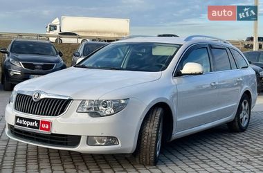 Универсал Skoda Superb 2012 в Львове