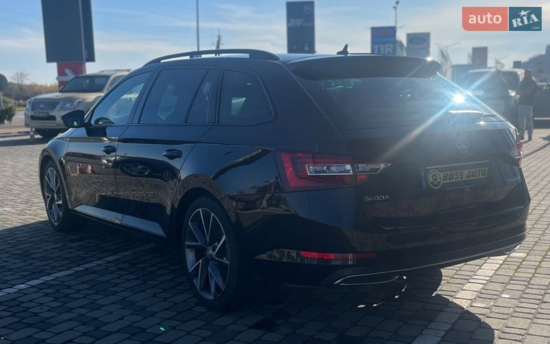 Універсал Skoda Superb 2019 в Мукачевому