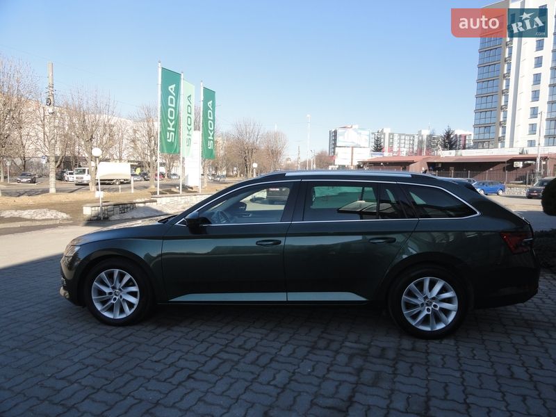 Універсал Skoda Superb 2020 в Луцьку