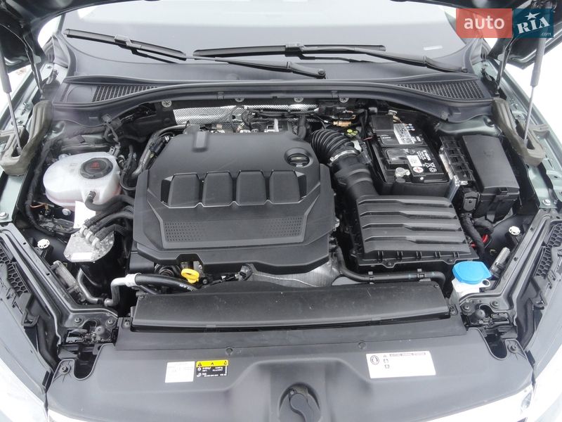 Універсал Skoda Superb 2020 в Луцьку