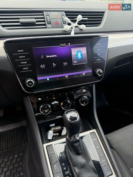 Лифтбек Skoda Superb 2020 в Днепре