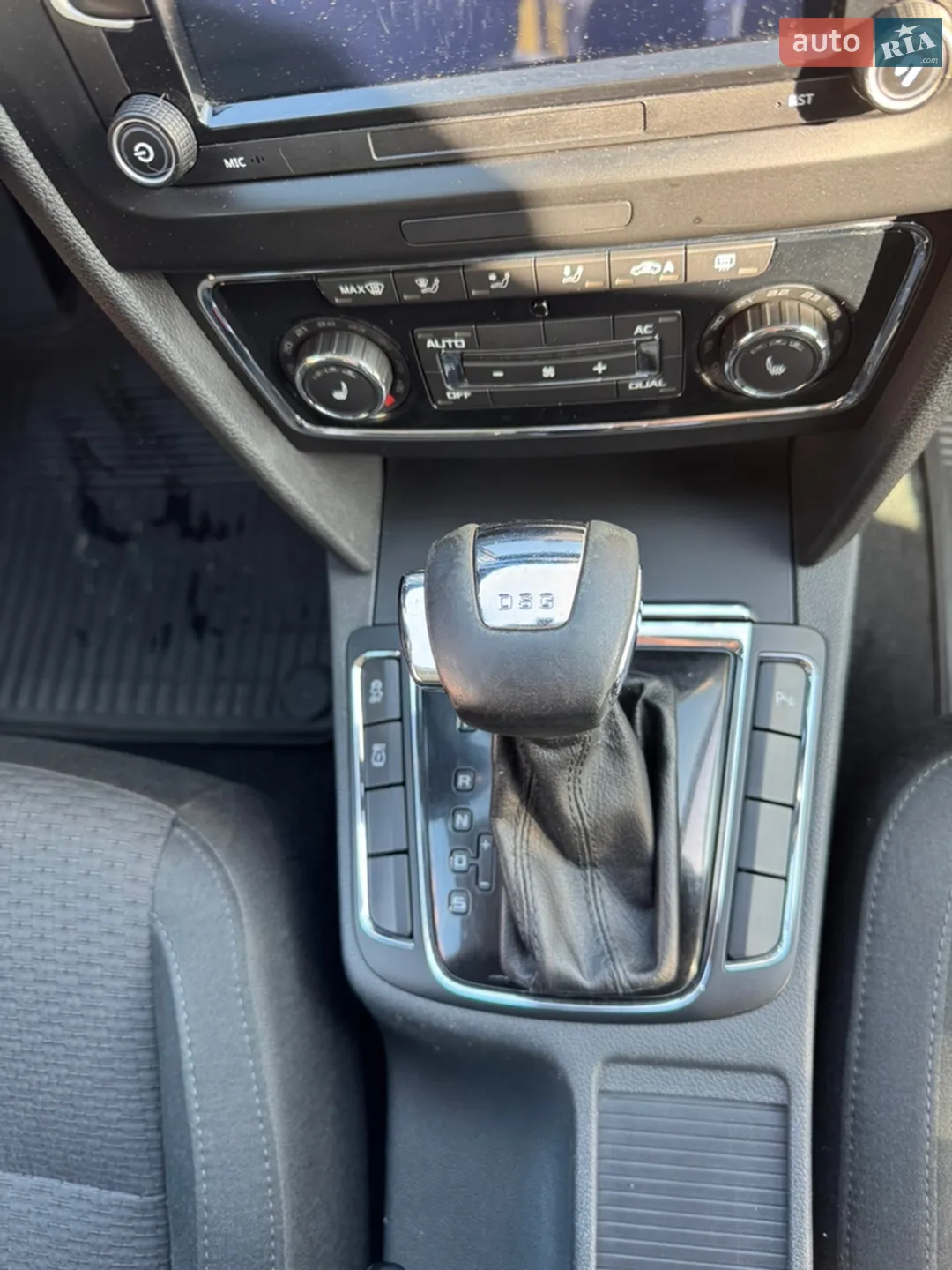 2010 Skoda Superb - мініатюра 25
