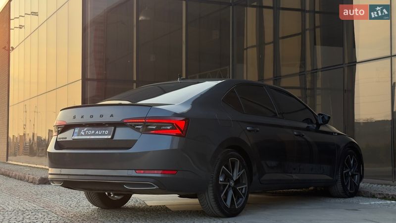 Лифтбек Skoda Superb 2022 в Мукачево