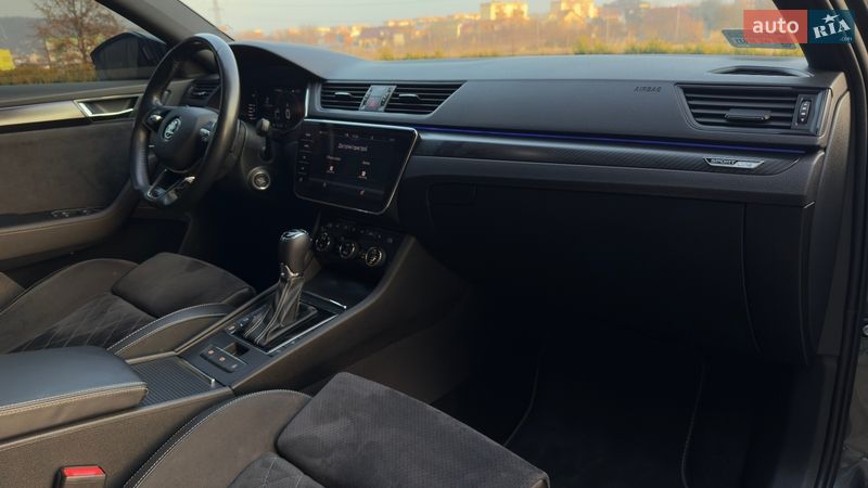 Лифтбек Skoda Superb 2022 в Мукачево