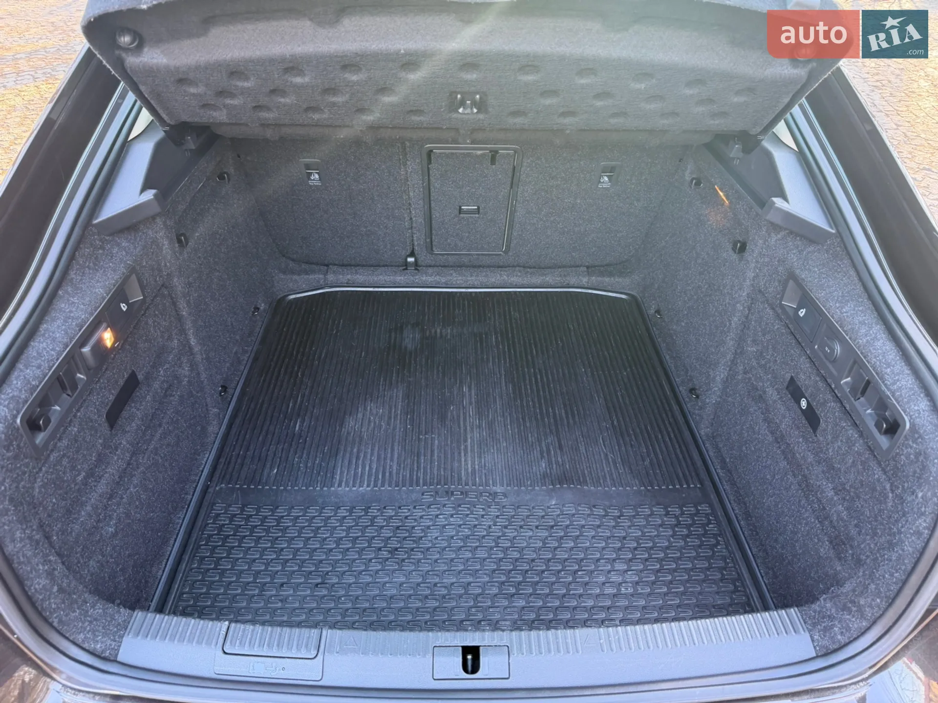 2016 Skoda Superb - мініатюра 65