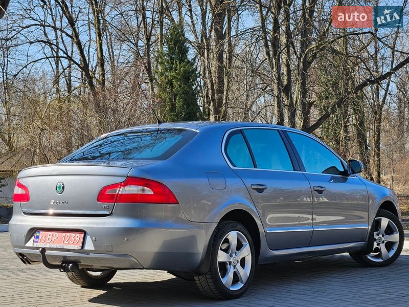 Лифтбек Skoda Superb 2008 в Дрогобыче