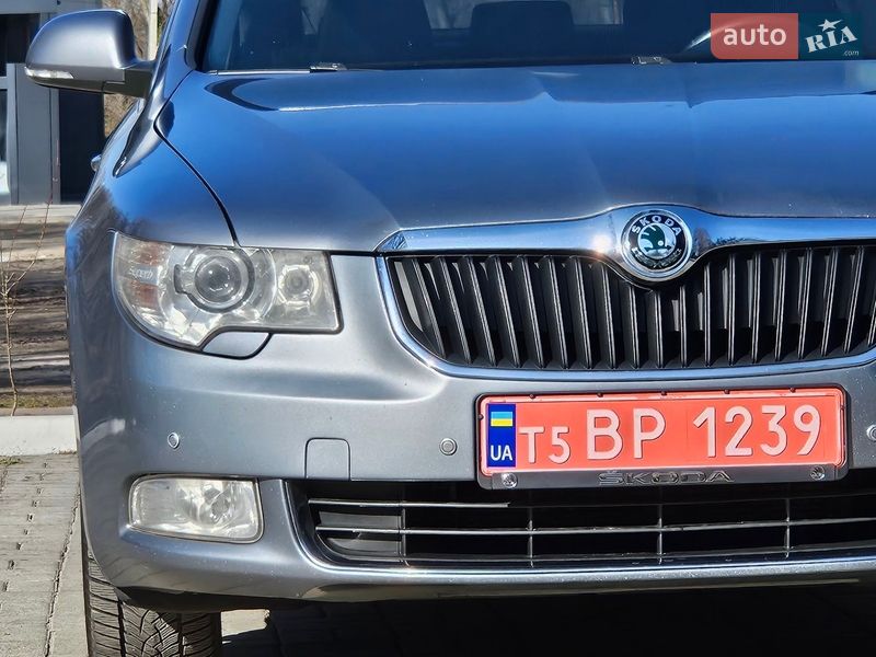 Лифтбек Skoda Superb 2008 в Дрогобыче