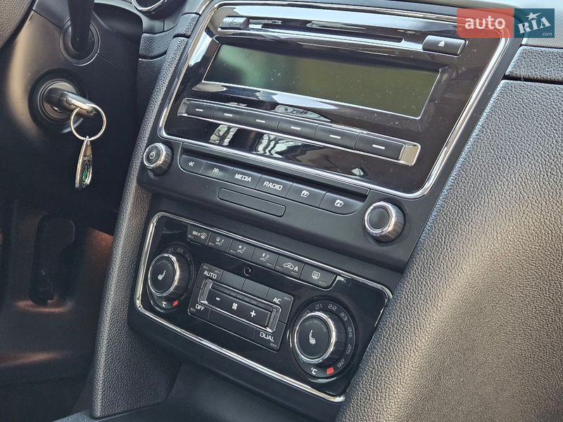 Лифтбек Skoda Superb 2008 в Дрогобыче