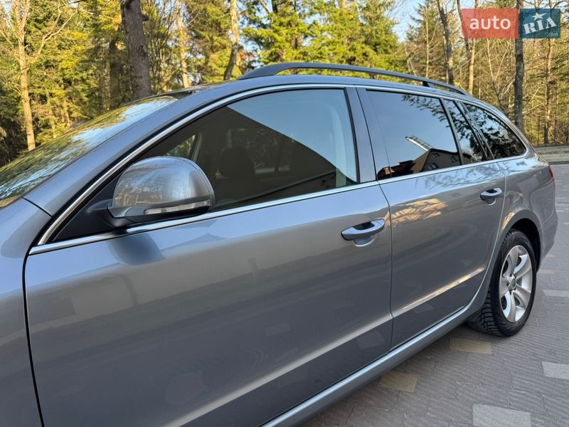 Универсал Skoda Superb 2012 в Дрогобыче