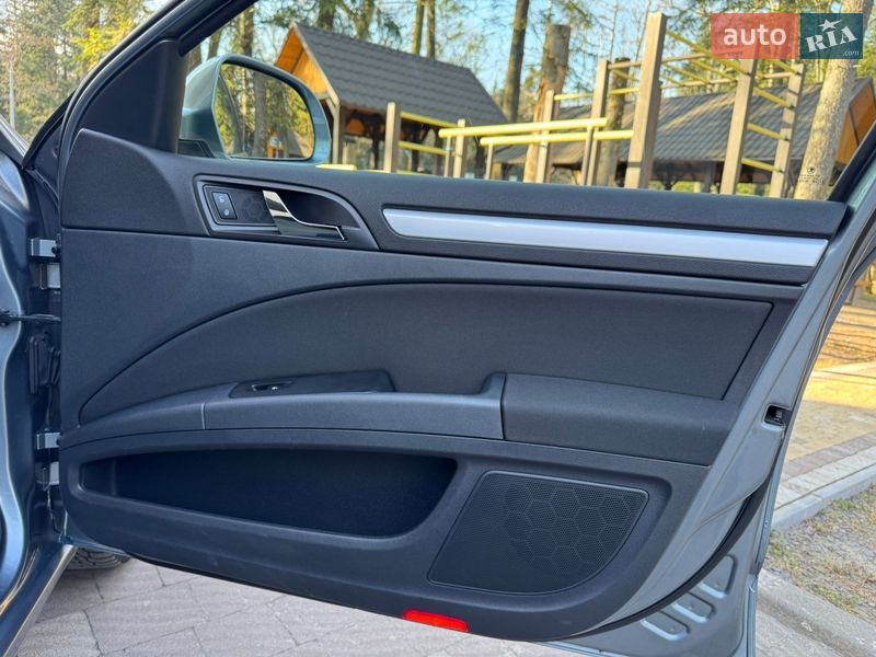 Универсал Skoda Superb 2012 в Дрогобыче