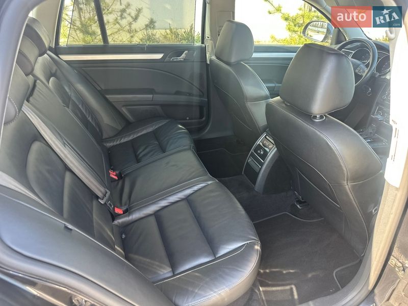 Универсал Skoda Superb 2010 в Луцке