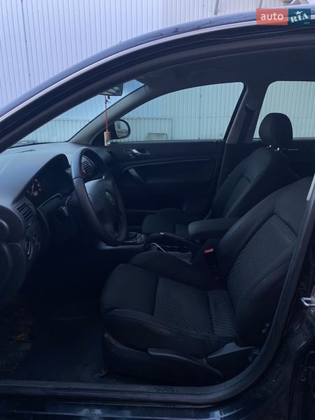 Лифтбек Skoda Superb 2007 в Житомире