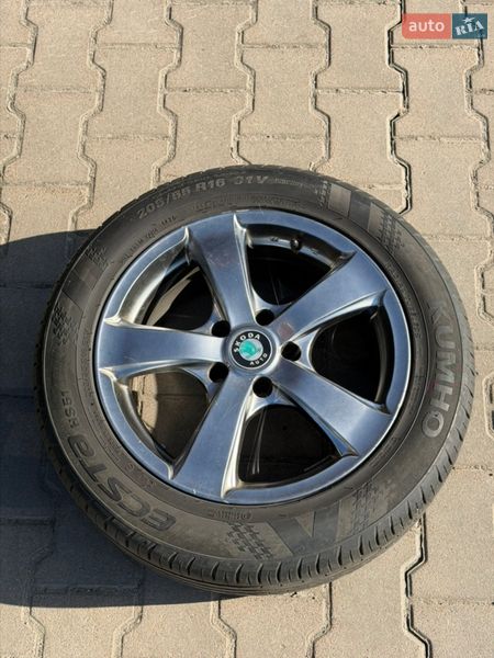 Лифтбек Skoda Superb 2006 в Киеве