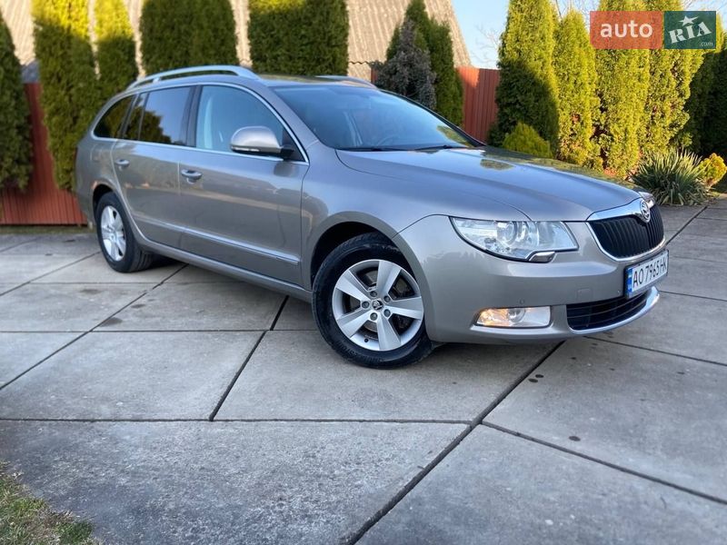 Універсал Skoda Superb 2013 в Хусті