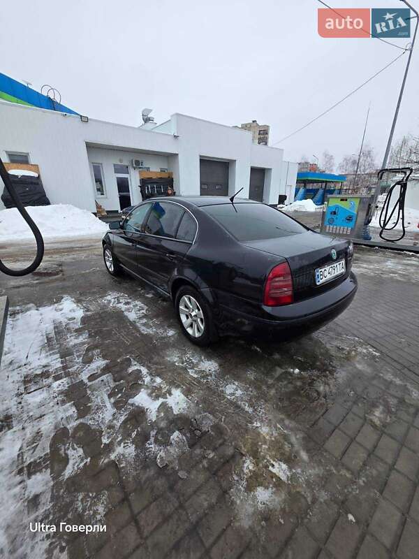 Лифтбек Skoda Superb 2006 в Львове