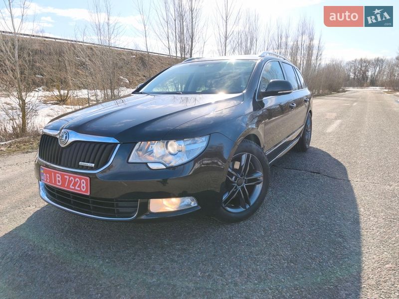 Универсал Skoda Superb 2012 в Барышевке
