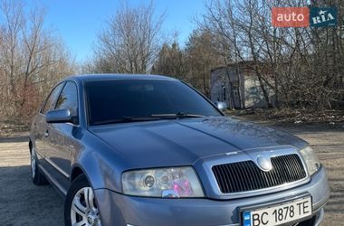 Ліфтбек Skoda Superb 2004 в Стрию