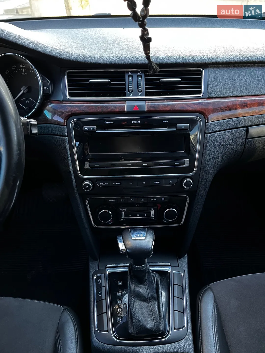2011 Skoda Superb - мініатюра 17
