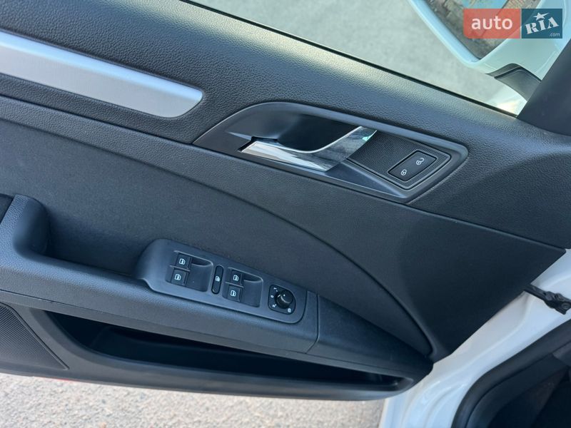 Универсал Skoda Superb 2011 в Белой Церкви