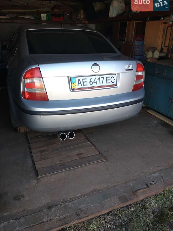 Ліфтбек Skoda Superb 2006 в Кривому Розі