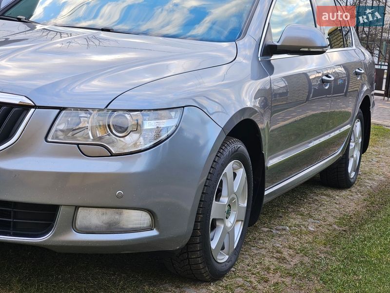 Ліфтбек Skoda Superb 2008 в Бориславі