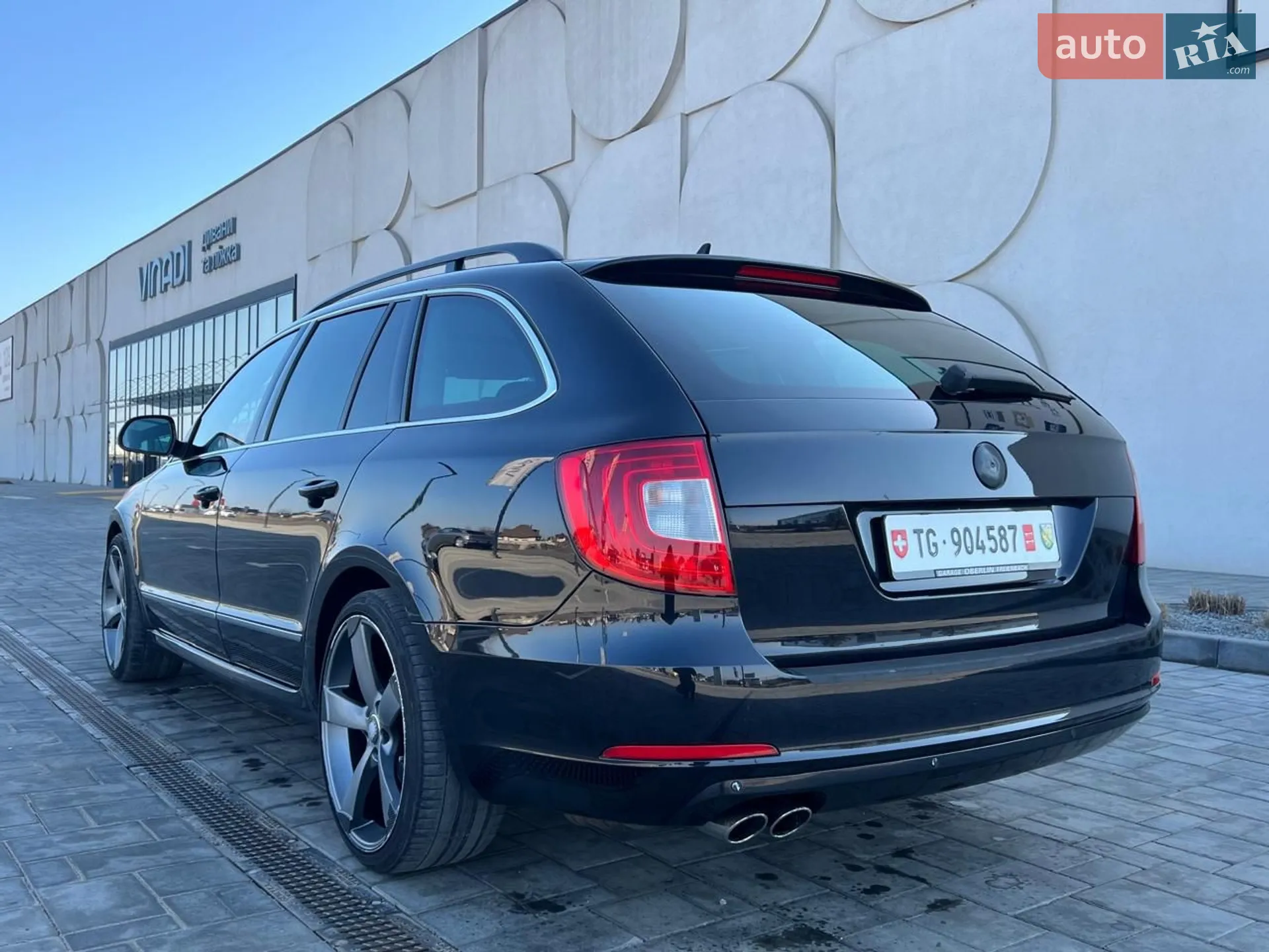 2012 Skoda Superb - мініатюра 17