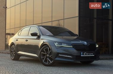 Лифтбек Skoda Superb 2022 в Мукачево